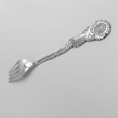 Серебряная вилка
